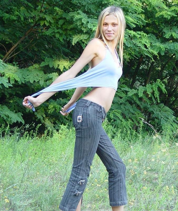 Милашка проститутка Москвы у метро Медведково анкеты проституток Москвы